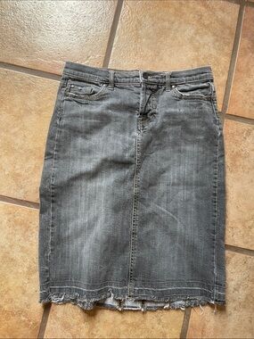 Mossimo Women's vintage midi Gray Denim Pencil Skirt - Frayed Hem